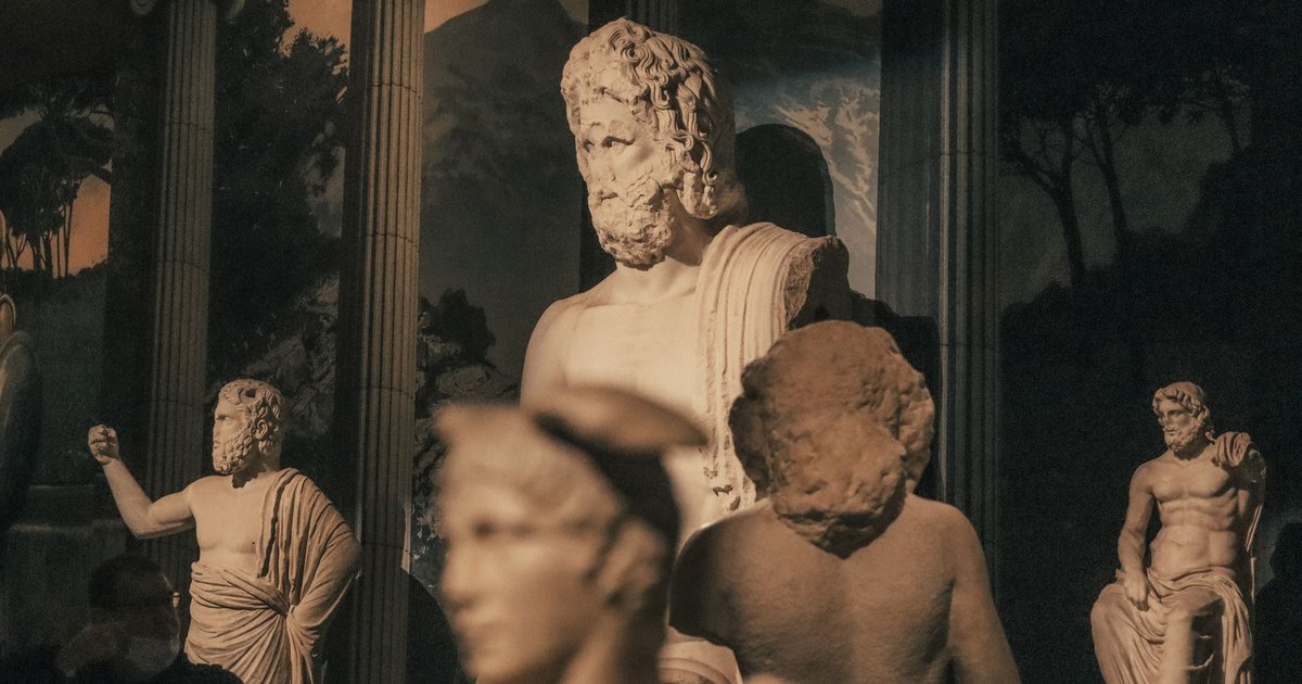 Mythological Baby Names: Luna at #13, Aurora at #16, Athena at #90